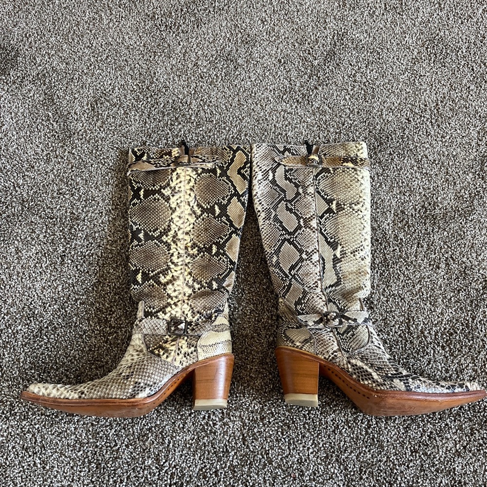 HANDMADE PYTHON WESTERN BOOTS